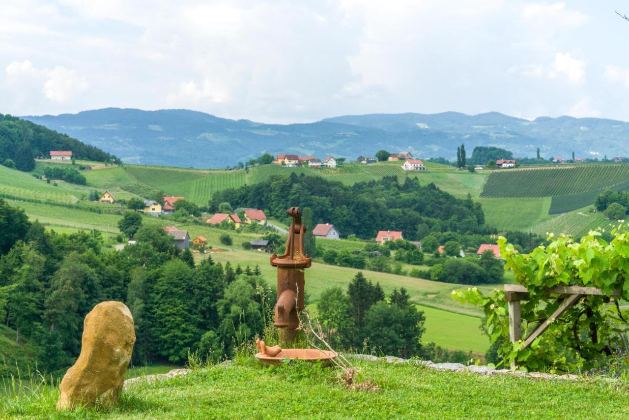Das Weinberghaus Ratsch an der Weinstraße Εξωτερικό φωτογραφία
