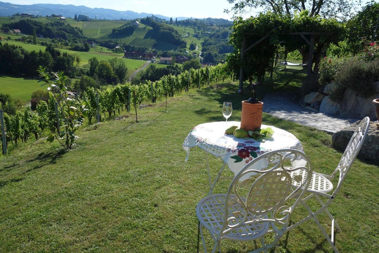 Das Weinberghaus Ratsch an der Weinstraße Εξωτερικό φωτογραφία